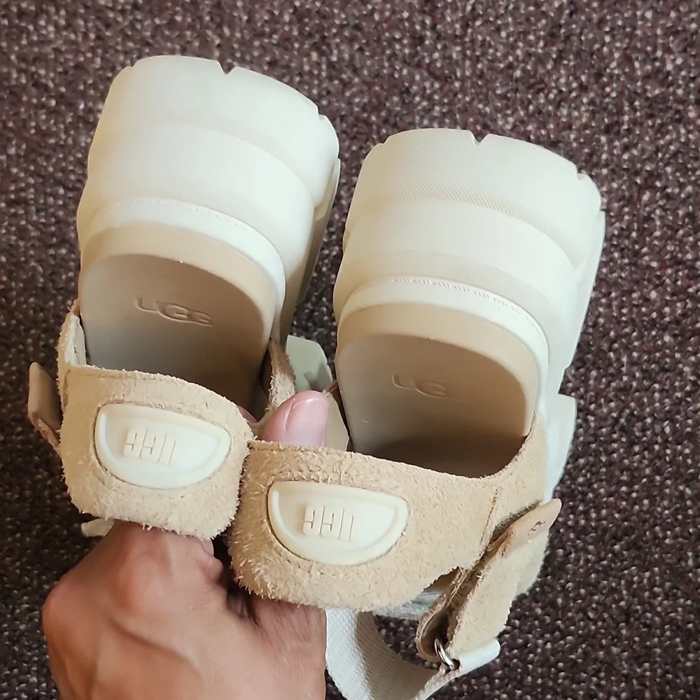 UGG White and Tan Sandals with Padded Straps - Picture 8 of 11